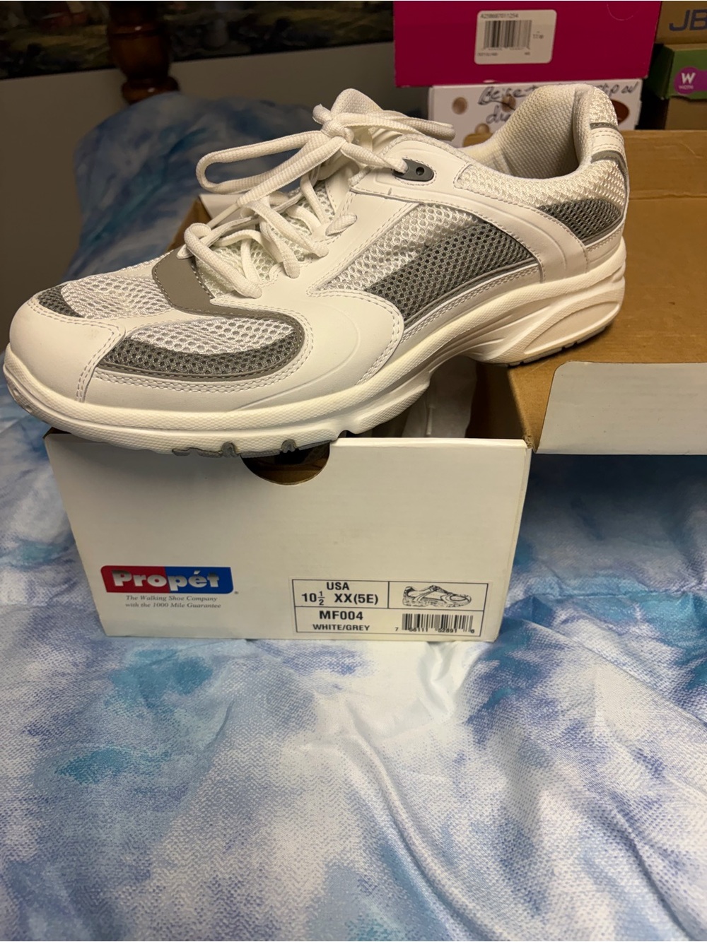 Propet White and Grey Women's Athletic Walking Shoe
